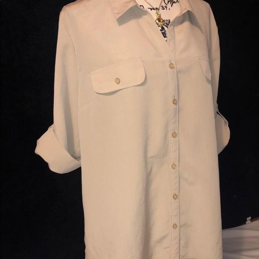 Nations-button down blouse - Picture 2 of 5